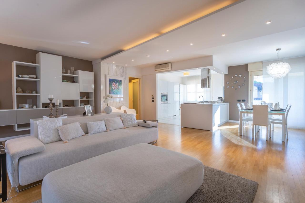 Teatro Nuovo Apartment With Free Parking Удине Экстерьер фото