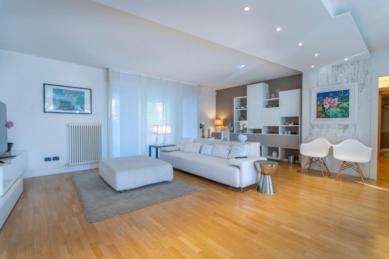 Teatro Nuovo Apartment With Free Parking Удине Экстерьер фото
